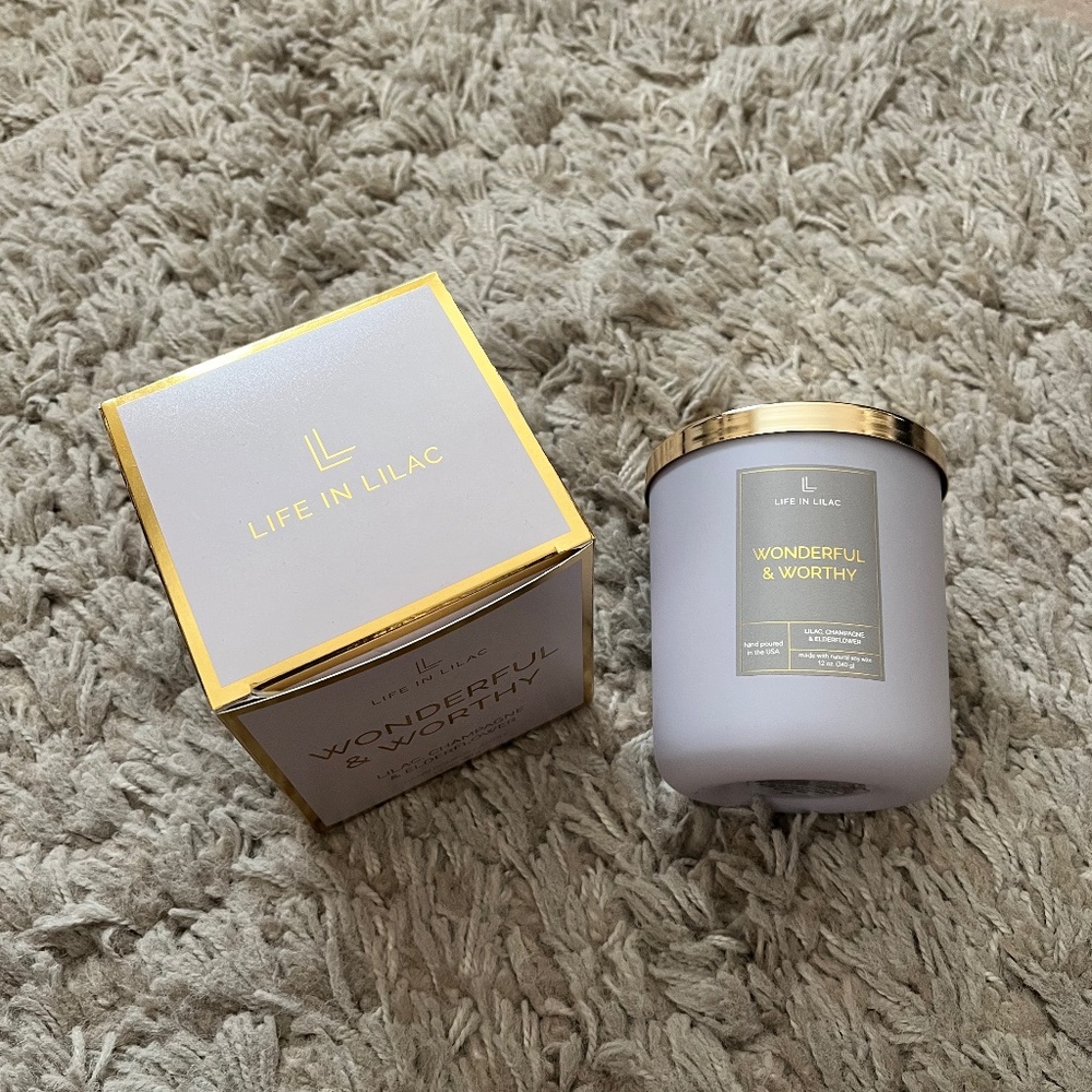 Life in lilac wonderful and worthy candle